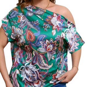 ASYMETRICAL BATWING SLEEVE TOP 3XL